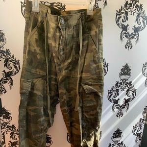 American eagle camouflage jeggings